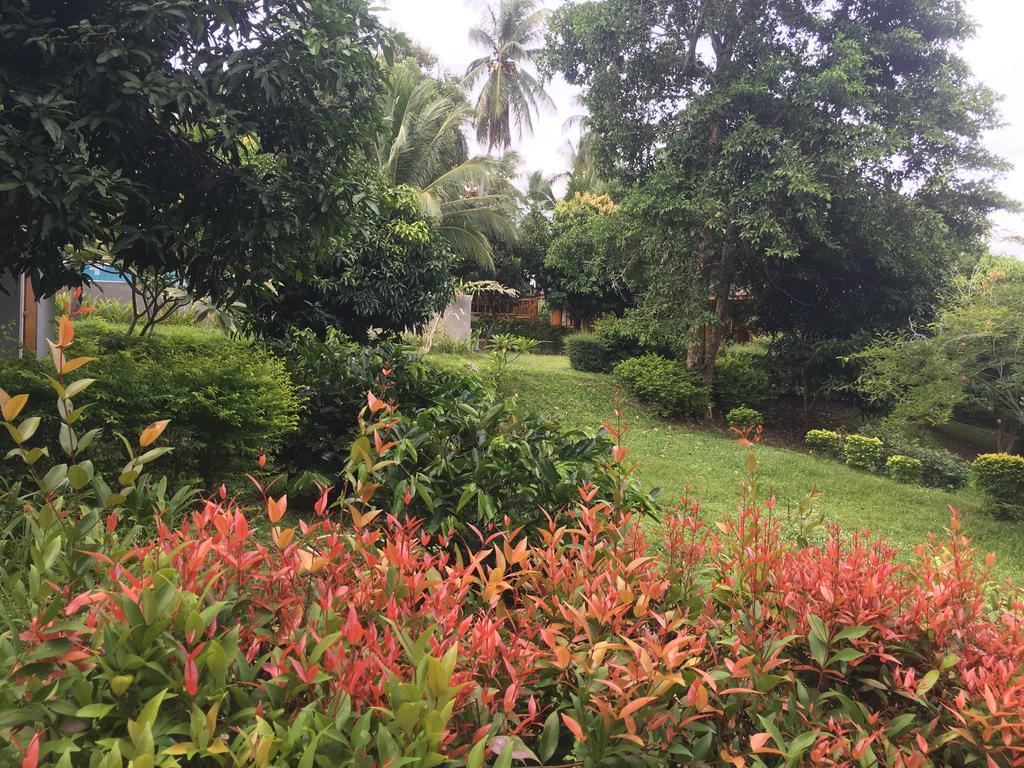 The Fisherman'S Chalet Natien Beach  Luaran gambar