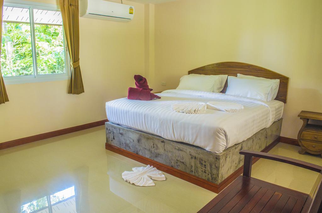The Fisherman'S Chalet Natien Beach  Luaran gambar
