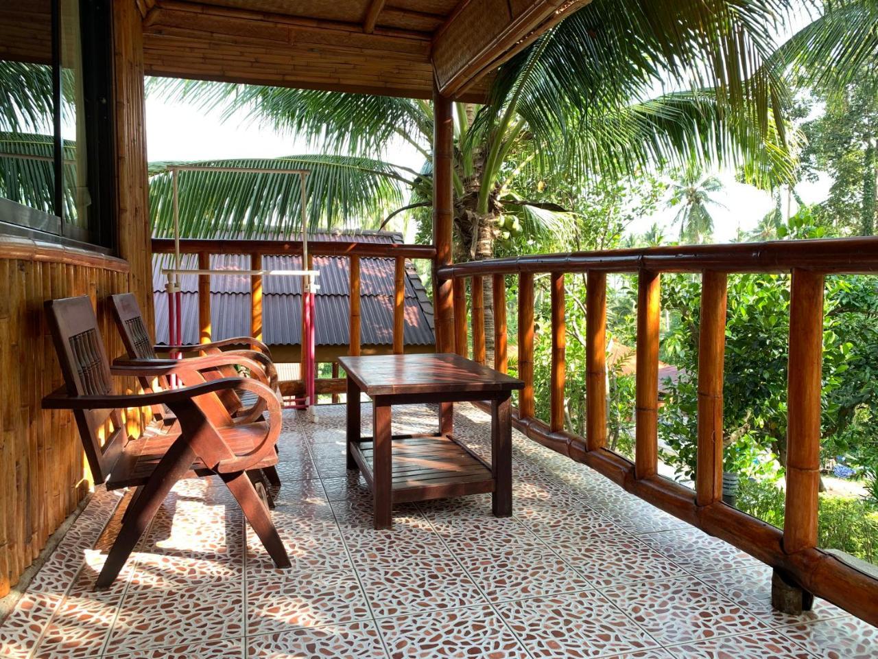 The Fisherman'S Chalet Natien Beach  Luaran gambar