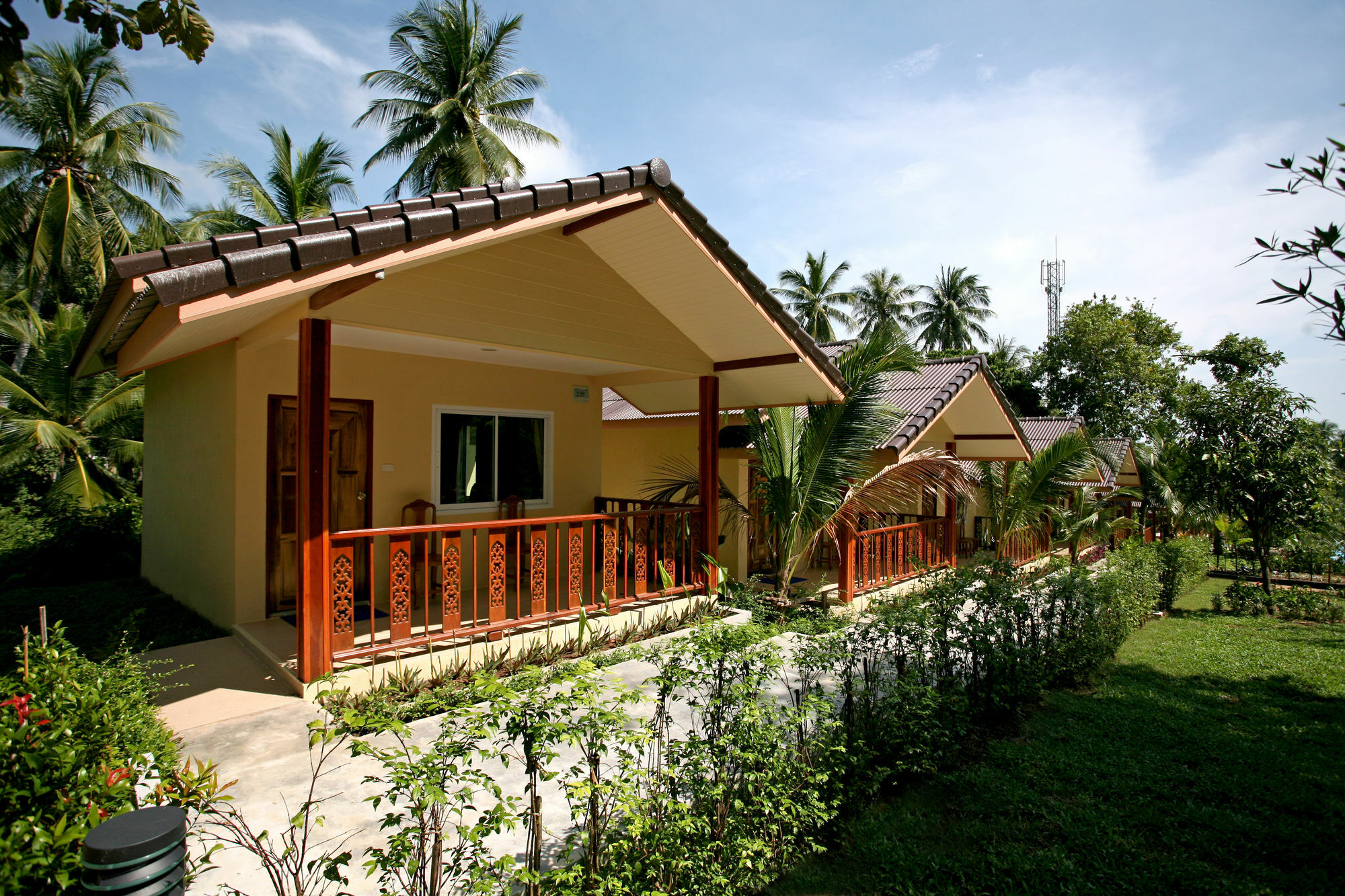 The Fisherman'S Chalet Natien Beach  Luaran gambar