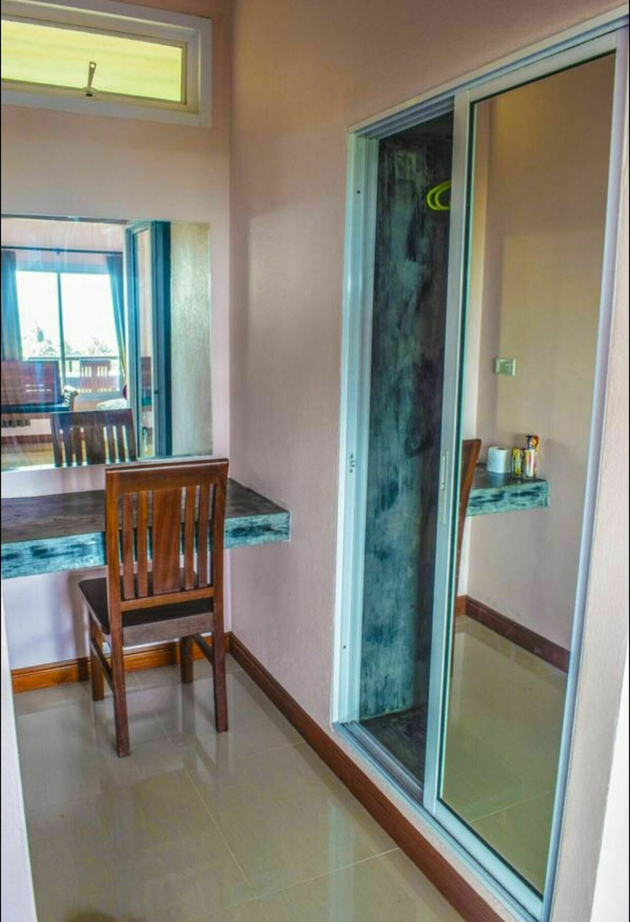 The Fisherman'S Chalet Natien Beach  Luaran gambar