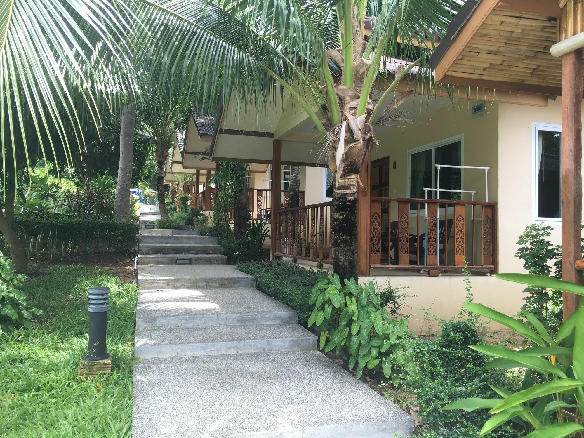 The Fisherman'S Chalet Natien Beach  Luaran gambar