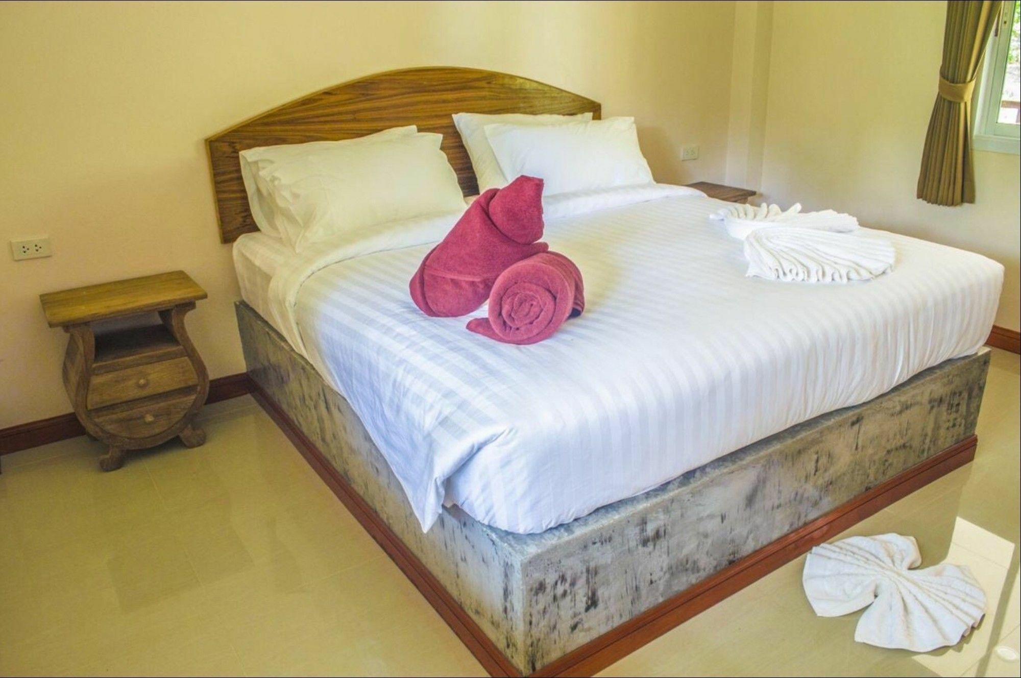 The Fisherman'S Chalet Natien Beach  Luaran gambar