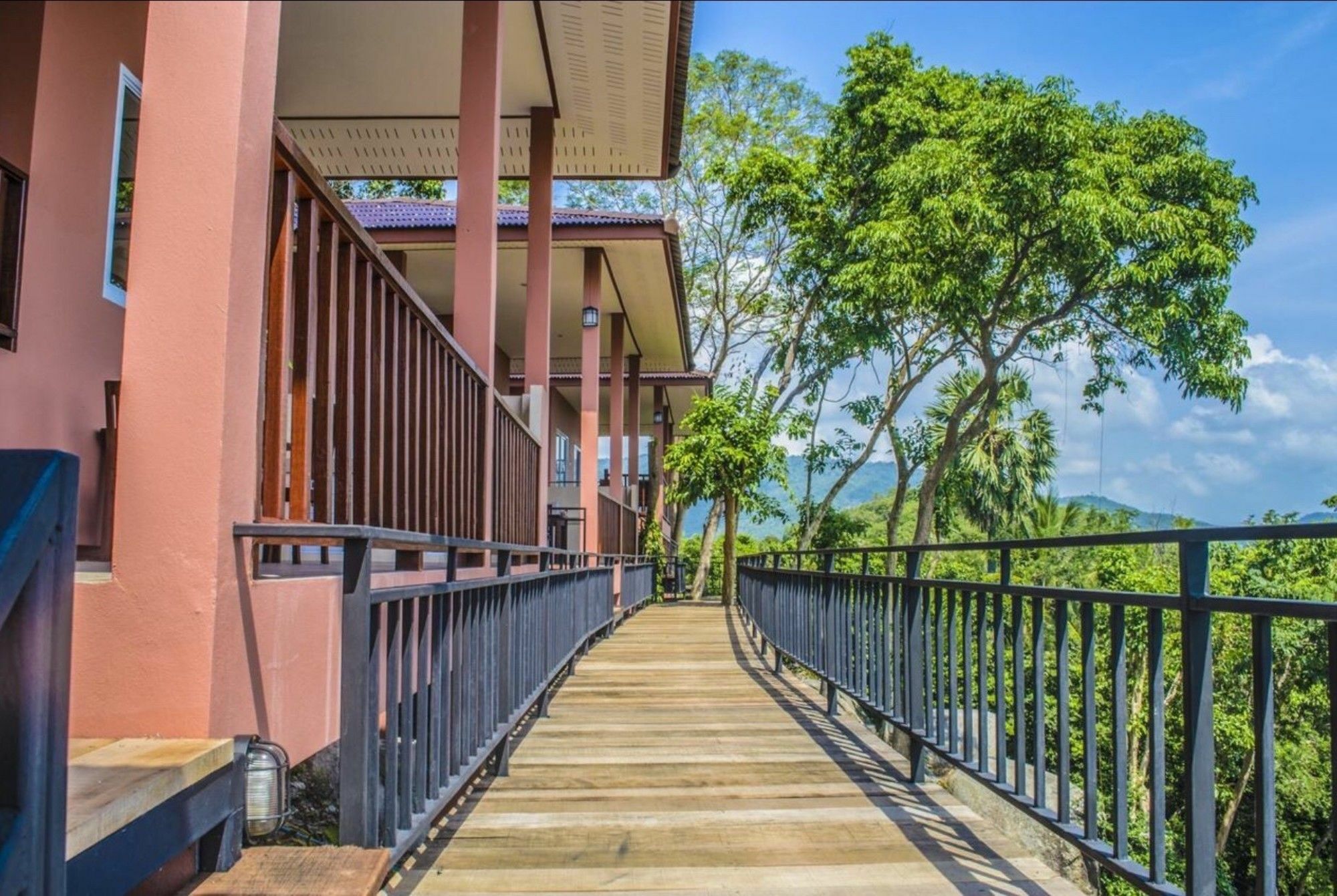 The Fisherman'S Chalet Natien Beach  Luaran gambar